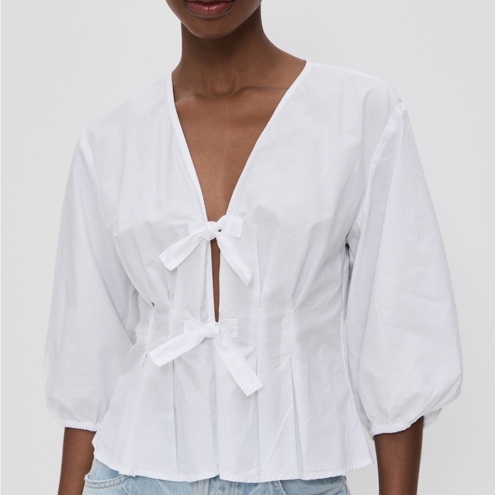 Velvet by Graham & Spencer - Riri Top